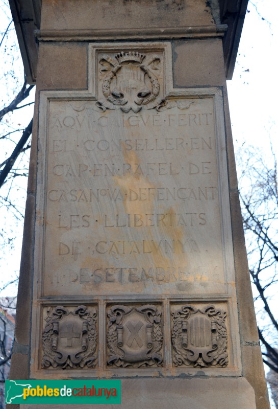 Barcelona - Monument a Rafael Casanova