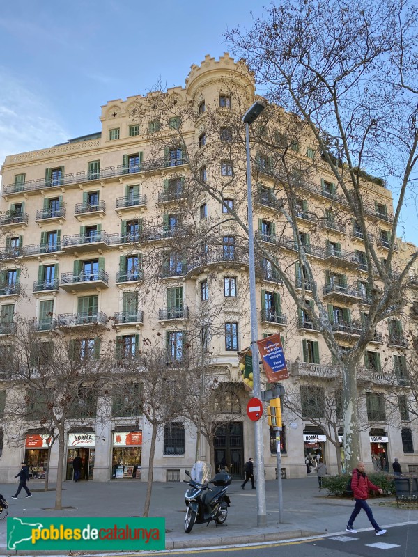 Barcelona - Passeig de Sant Joan, 7