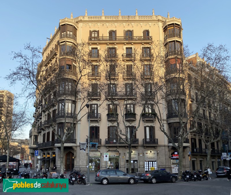 Barcelona - Gran Via, 704-706 (Foto: Albert Esteves, 2022) Barcelona - Gran Via, 704-706