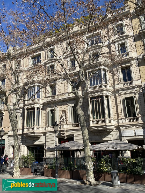 Barcelona - Passeig de Gràcia, 60 (Casa Olano) (Foto: Albert Esteves, 2022) Barcelona - Passeig de Gràcia, 60 (Casa Olano)