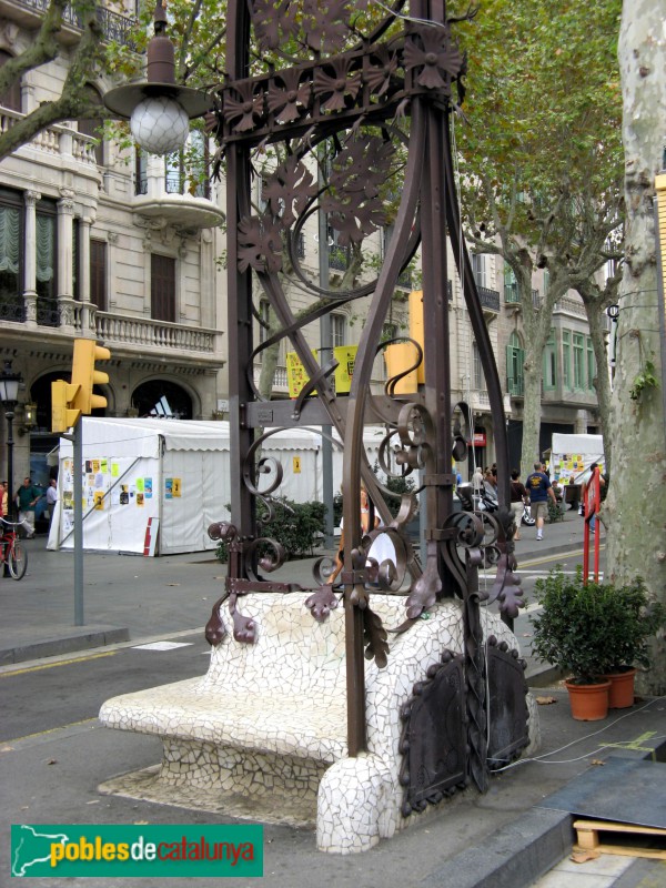 Barcelona - Fanal del Passeig de Gràcia (Foto: Albert Esteves, 2007) Barcelona - Fanal del Passeig de Gràcia