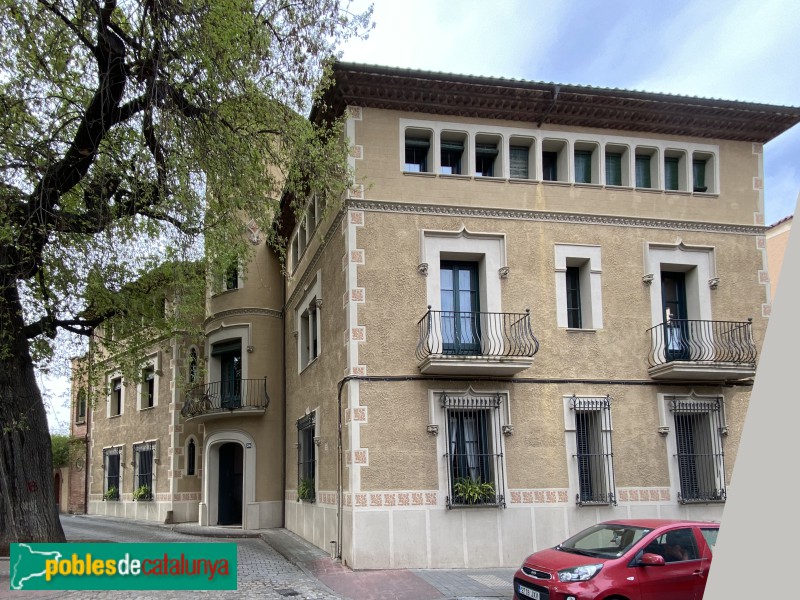 La Garriga - Passeig Til·lers, 24 (Foto: Albert Esteves, 2022) La Garriga - Passeig Til·lers, 24