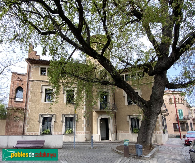 La Garriga - Passeig Til·lers, 24 (Foto: Albert Esteves, 2022) La Garriga - Passeig Til·lers, 24