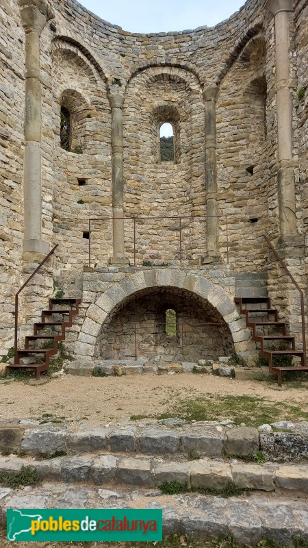 Albanyà - Monestir de Sant Llorenç de Sous (Foto: Elena Pujadas, 2022) Albanyà - Monestir de Sant Llorenç de Sous