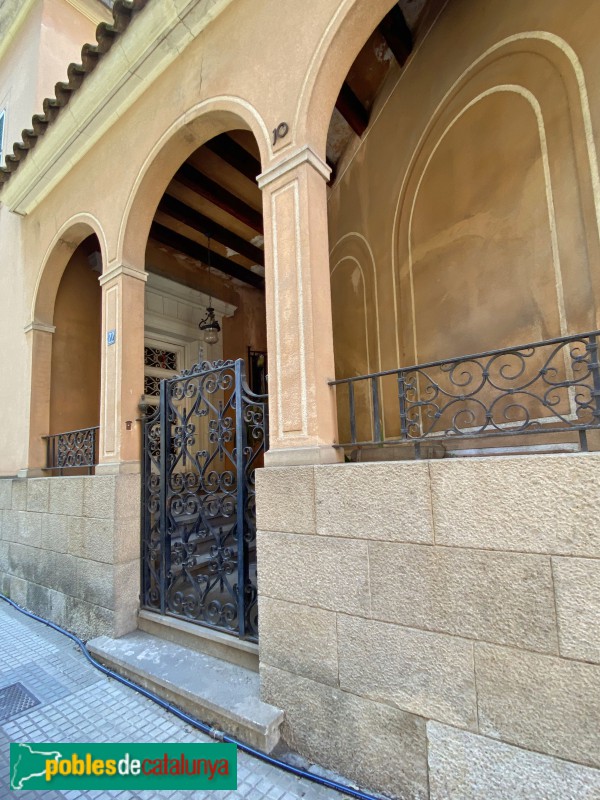 La Garriga - Passeig dels Til·lers, 22 (Foto: Albert Esteves, 2022) La Garriga - Passeig dels Til·lers, 22