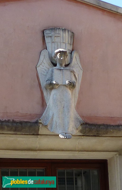 Santa Coloma de Farners - Biblioteca Joan Vinyoli. Escultura (Foto: Graciel·la Vidal, 2022) Santa Coloma de Farners - Biblioteca Joan Vinyoli. Escultura