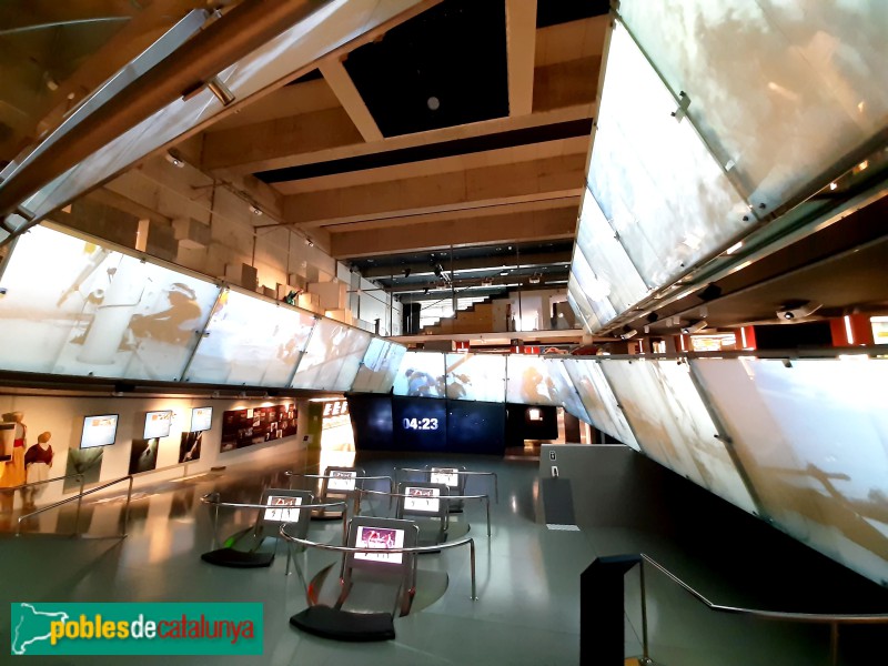 Barcelona - Museu Olímpic de l'Esport. Interior del Museu