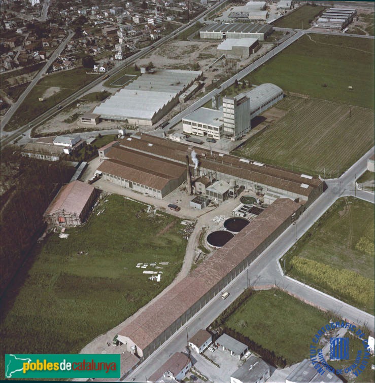 La Llagosta - Fàbrica Calvet Soler (Foto: <i>Institut Cartogràfic i Geològic de Catalunya (ICGC)</i>, 1972) La Llagosta - Fàbrica Calvet Soler