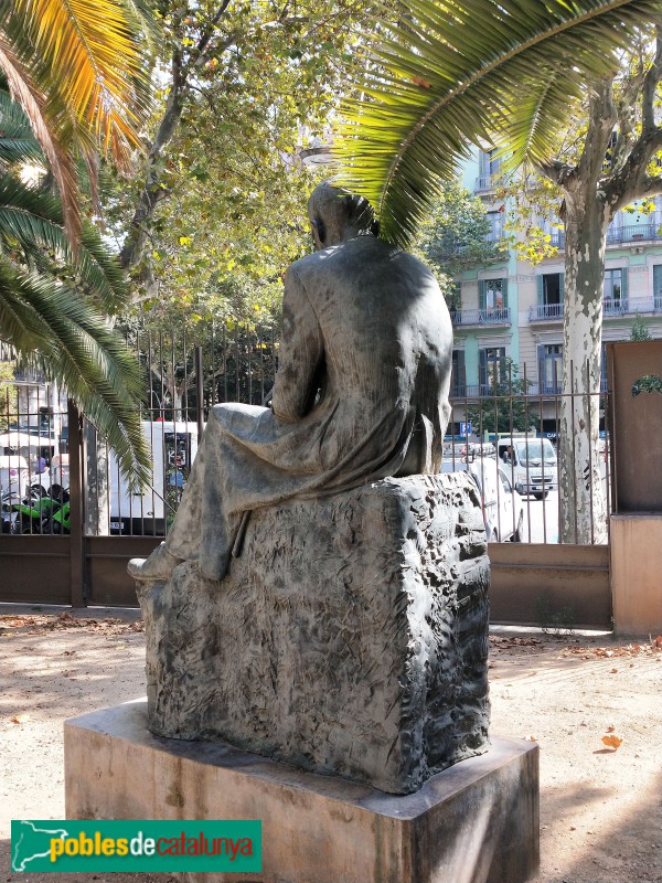 Barcelona - Escultura dedicada a Pere Tarrés (Foto: Anna Corcoll, 2021) Barcelona - Escultura dedicada a Pere Tarrés