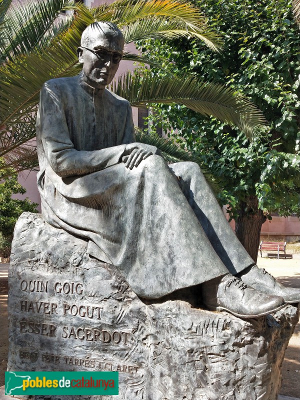 Barcelona - Escultura dedicada a Pere Tarrés