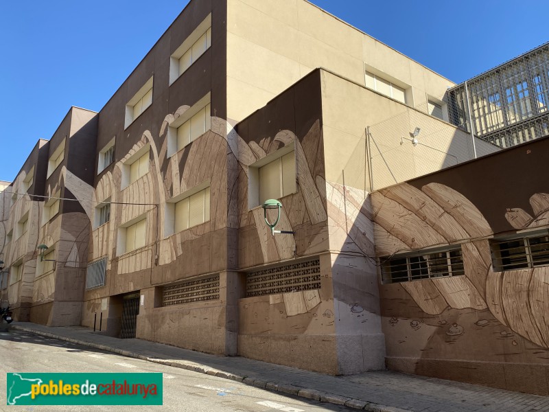 Tarragona - Mural de l'Institut Pons d’Icart