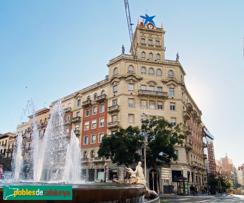 Tarragona - La Caixa (Foto: Albert Esteves, 2022) Tarragona - La Caixa