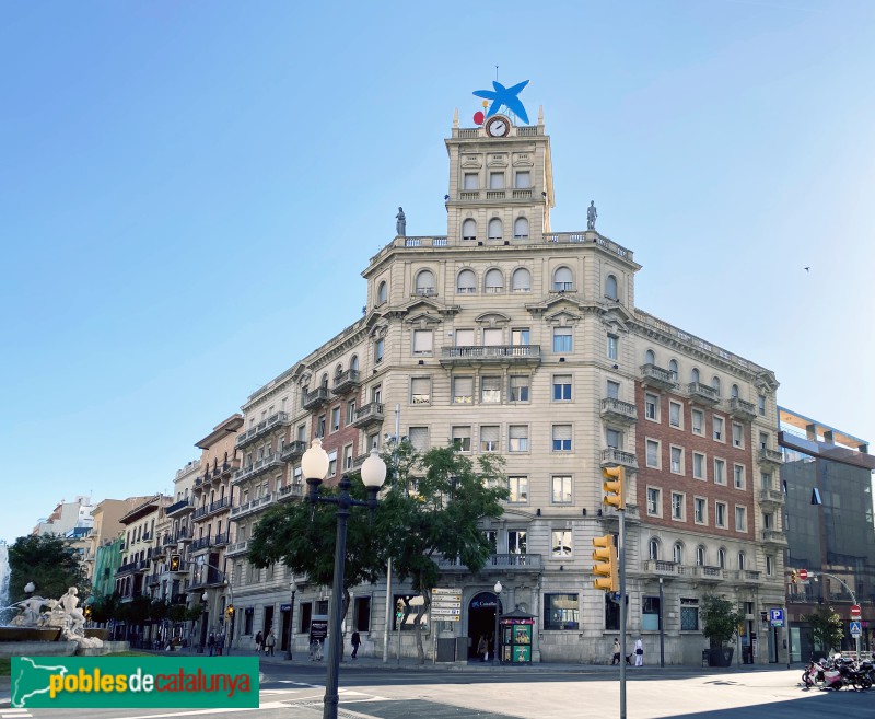 Tarragona - La Caixa (Foto: Albert Esteves, 2022) Tarragona - La Caixa