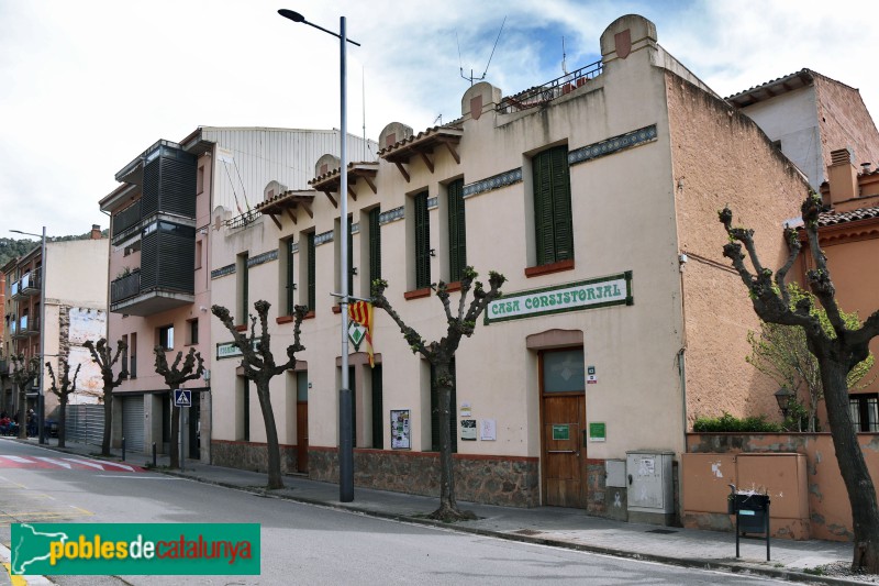 Figaró-Montmany - Antigues escoles (Ajuntament) (Foto: Albert Esteves, 2022) Figaró-Montmany - Antigues escoles (Ajuntament)