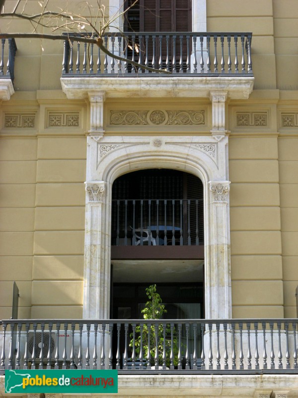 Tarragona - Casa Joaquima Bru (Foto: Albert Esteves, 2008) Tarragona - Casa Joaquima Bru