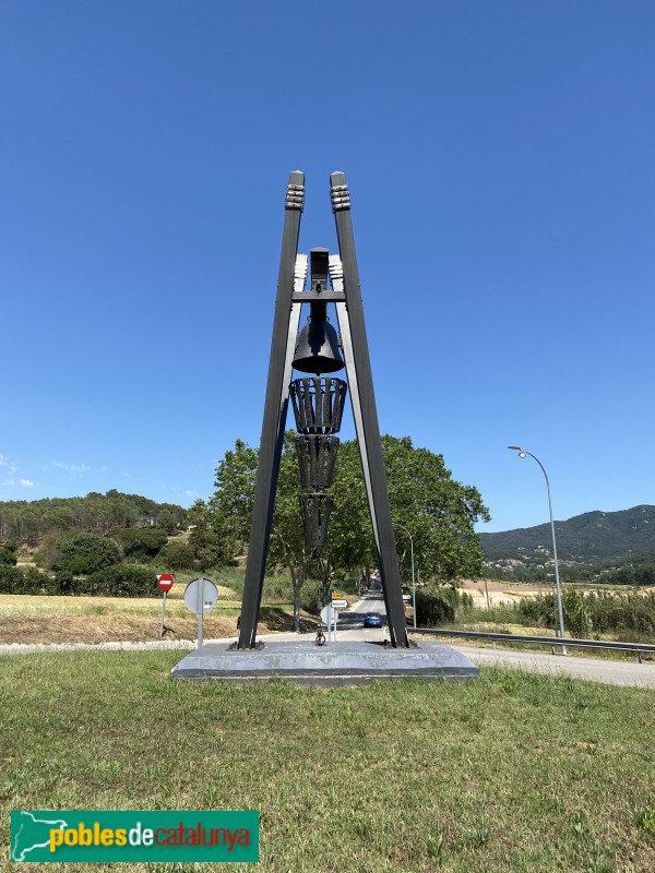Vilanova del Vallès - Campana de Llibertat (Foto: Albert Esteves, 2022) Vilanova del Vallès - Campana de Llibertat