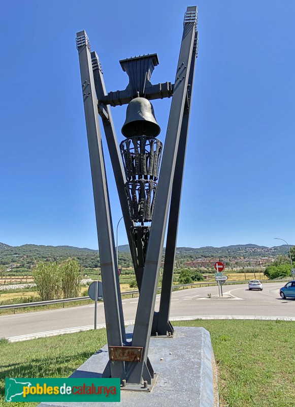 Vilanova del Vallès - Campana de Llibertat (Foto: Albert Esteves, 2022) Vilanova del Vallès - Campana de Llibertat