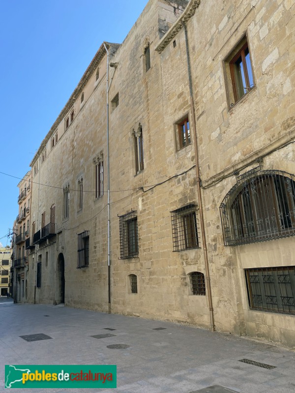 Tortosa - Palau episcopal (Foto: Albert Esteves, 2022) Tortosa - Palau episcopal