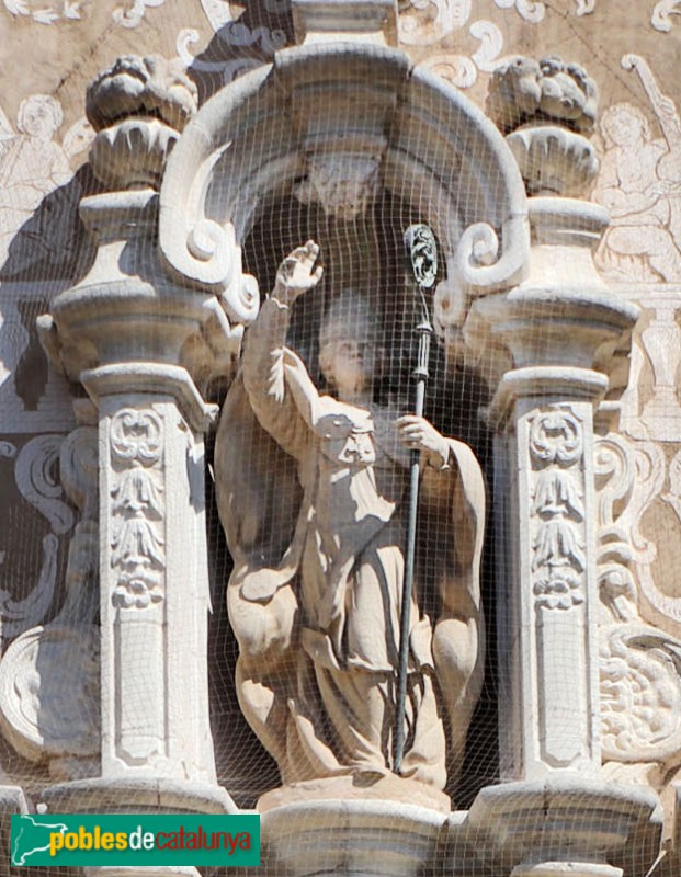 Sant Celoni - Església de Sant Martí. Escultura de Lluís Montané