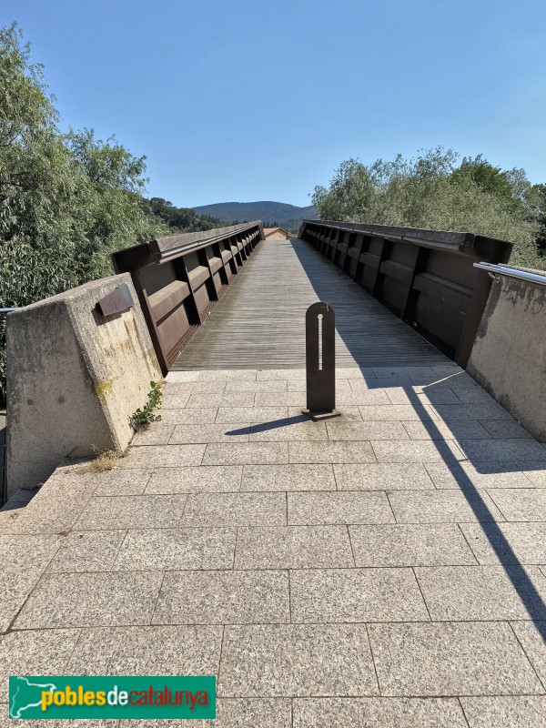Sant Celoni - Pont Trencat (obra moderna) (Foto: Albert Esteves, 2022) Sant Celoni - Pont Trencat (obra moderna)