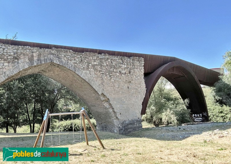Sant Celoni - Pont Trencat (obra moderna) (Foto: Albert Esteves, 2022) Sant Celoni - Pont Trencat (obra moderna)