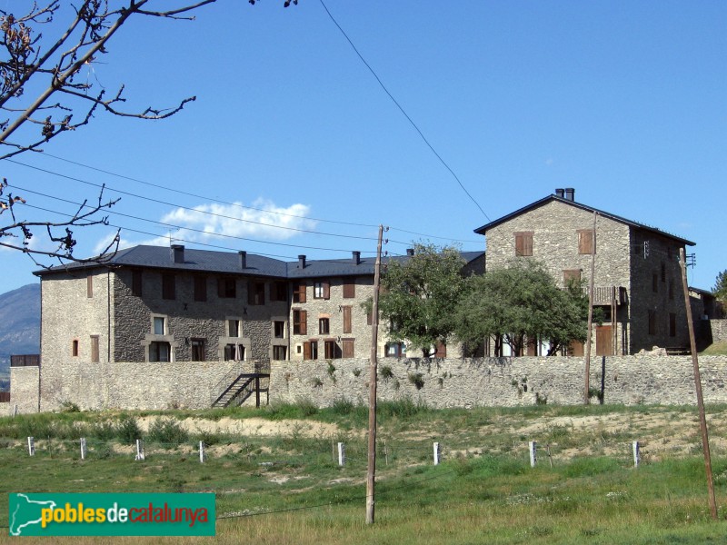 Les Pereres - Mas Montagut (Foto: Albert Esteves, 2006) Les Pereres - Mas Montagut