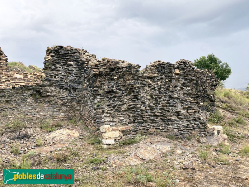 Llívia - Muralles del castell