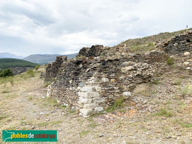 Llívia - Muralles del castell