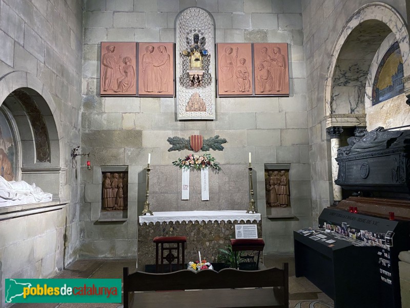 Vic - Catedral de Sant Pere. Capella de la M.D. de Montserrat