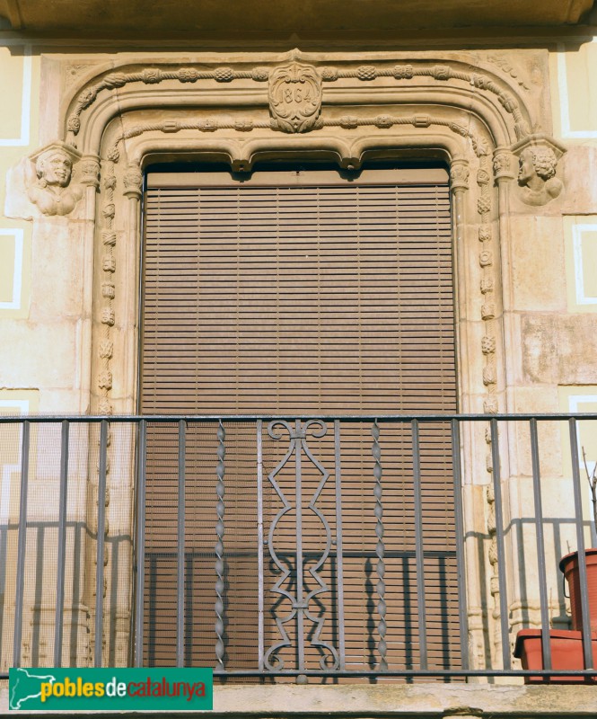 Vic - Casa Besalú (Foto: Albert Esteves, 2022) Vic - Casa Besalú