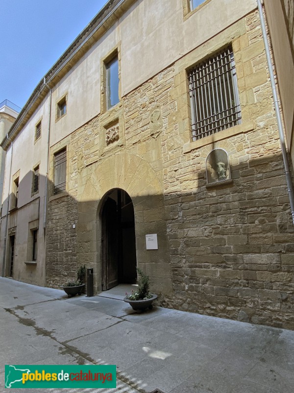 Vic - Casa de la Ciutat (Carrer Ciutat) (Foto: Albert Esteves, 2022) Vic - Casa de la Ciutat (Carrer Ciutat)