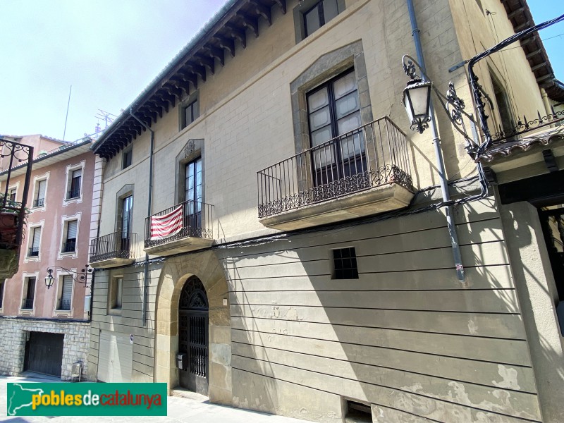 Vic - Casa Ylla-Català (Foto: Albert Esteves, 2022) Vic - Casa Ylla-Català