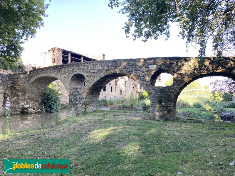 Vic - Pont de Queralt (Foto: Albert Esteves, 2022) Vic - Pont de Queralt