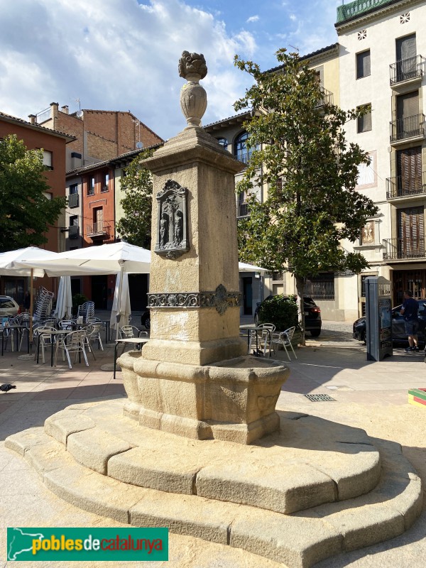 Vic - Font de la plaça dels Màrtirs