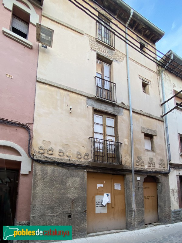Vic - Carrer Sant Pere, 78 (Foto: Albert Esteves, 2022) Vic - Carrer Sant Pere, 78