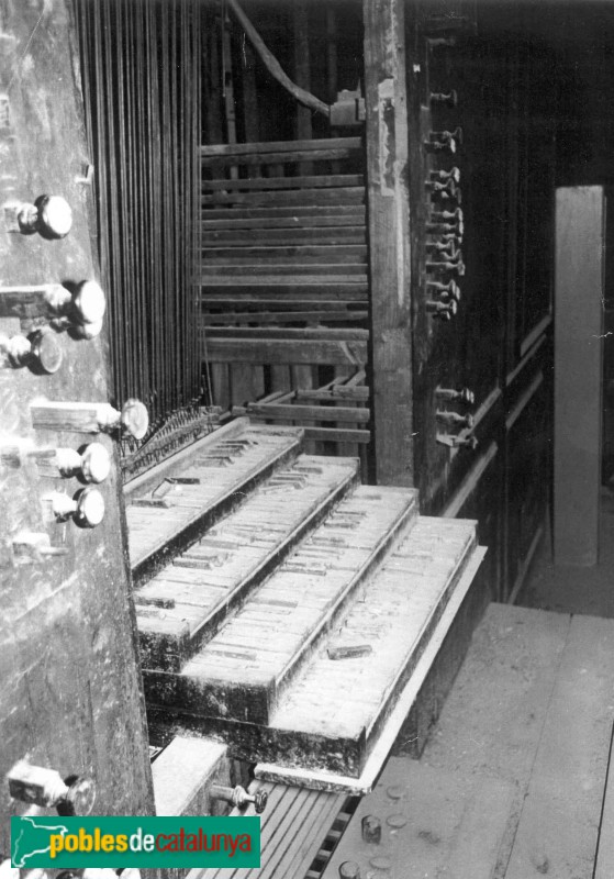 Castelló d´Empúries - Basílica de Santa Maria. Orgue. Consola, any 1936