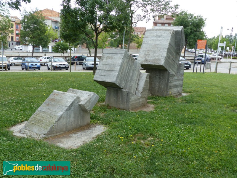 Vic - Escultura <i>Inversió</i>