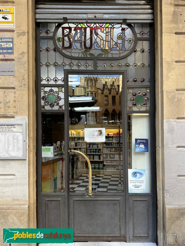 Igualada - Farmàcia Bausili (Foto: Albert Esteves, 2022) Igualada - Farmàcia Bausili