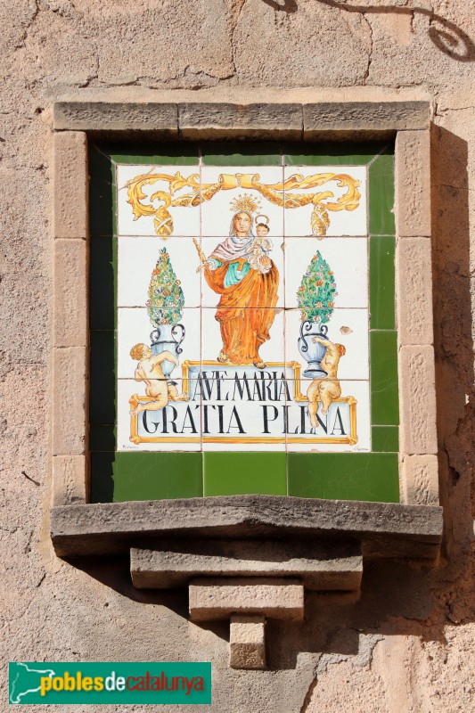 Igualada - Portal de la Font Major. Plafó ceràmic (Foto: Albert Esteves, 2022) Igualada - Portal de la Font Major. Plafó ceràmic