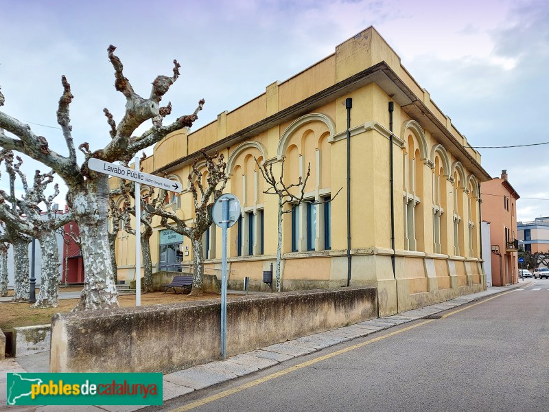 Caldes de Malavella - Teatre-Casino (Foto: <i>Eduard Solé</i>, 2022) Caldes de Malavella - Teatre-Casino