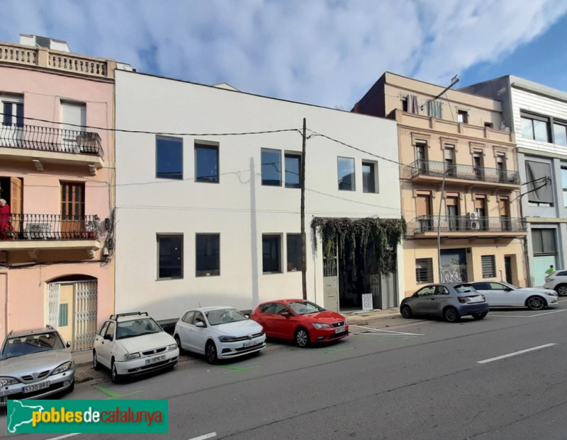 Barcelona - Fàbrica Solsona. Entrada carrer Àvila