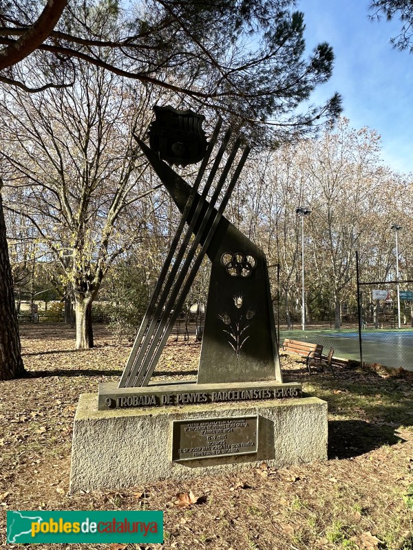 Cardedeu - Parc dels Pinetons. Monument a la 9ª Trobada de Penyes Barcelonistes