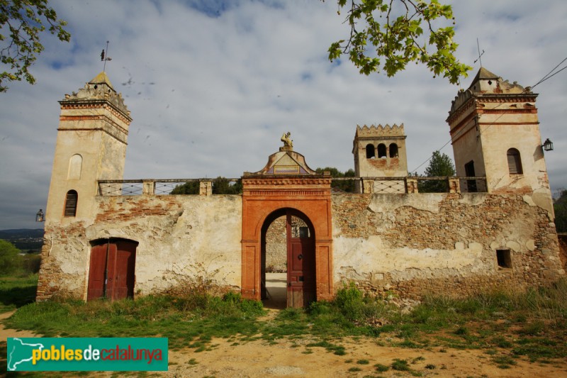 Les Franqueses del Vallès - Can Morera (Foto: <i>Amadalvarez - Llicència “Creative Commons Attribution-Share Alike 4.0 International” (https://creativecommons.org/licenses/by-sa/4.0/deed.en)</i>, 2012) Les Franqueses del Vallès - Can Morera