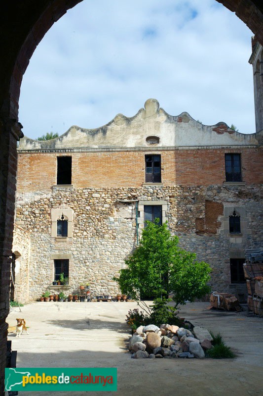 Les Franqueses del Vallès - Can Morera (Foto: <i>Amadalvarez - Llicència “Creative Commons Attribution-Share Alike 4.0 International” (https://creativecommons.org/licenses/by-sa/4.0/deed.en)</i>, 2012) Les Franqueses del Vallès - Can Morera
