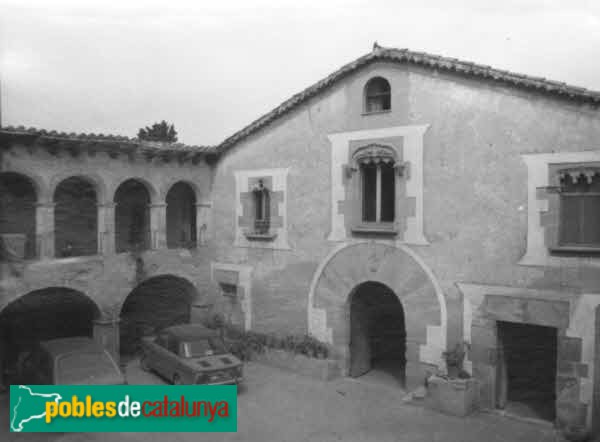 Les Franqueses del Vallès - Can Màrgens (Foto: <i>Carmen Lara -calaix.gencat.cat-</i>, 1986) Les Franqueses del Vallès - Can Màrgens