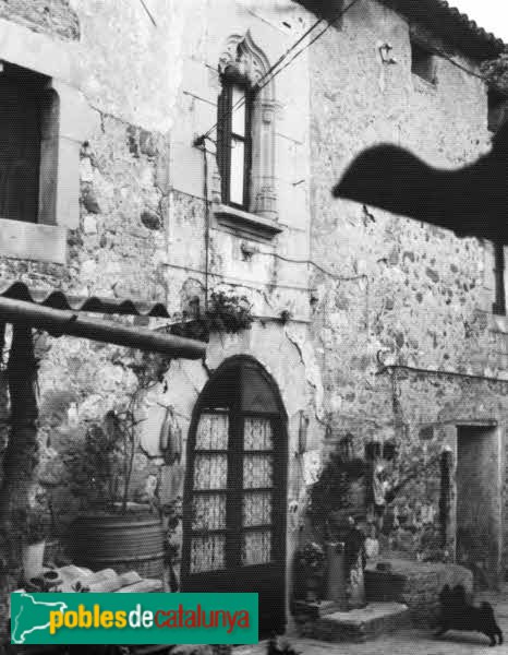 Les Franqueses del Vallès - Ca l'Alrani (Foto: <i>Carme Comas -calaix.gencat.cat-</i>, 1986) Les Franqueses del Vallès - Ca l'Alrani