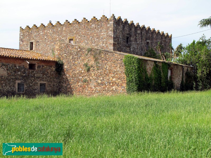 Les Franqueses del Vallès - Torre de Seva (Castell de Marata) (Foto: Antoni Grifol, 2013) Les Franqueses del Vallès - Torre de Seva (Castell de Marata)