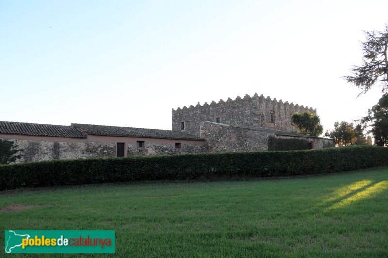 Les Franqueses del Vallès - Torre de Seva (Castell de Marata) (Foto: Albert Esteves, 2023) Les Franqueses del Vallès - Torre de Seva (Castell de Marata)