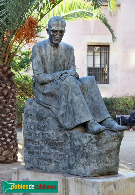 Barcelona - Escultura dedicada a Pere Tarrés
