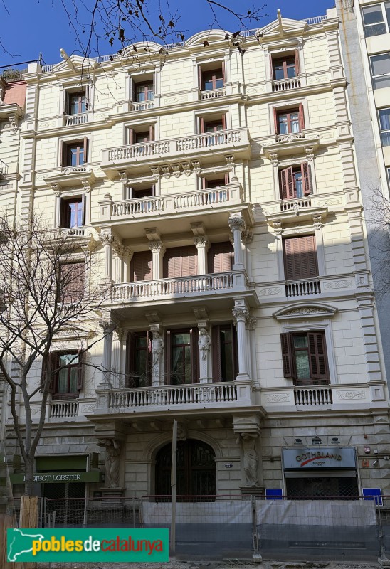 Casa Pia Batlló II (Consell de Cent)